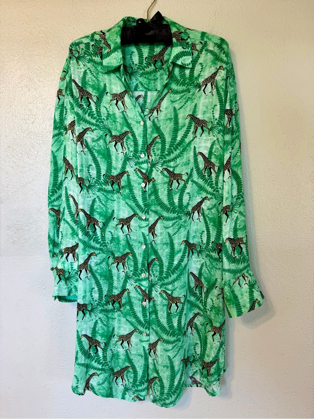 Jane + Delancey Giraffe Print Green Button Front Shirt Dress Swimsuit Cover-Up M - Picture 4 of 9